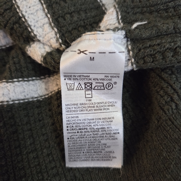 Old Navy Green and White Striped Sweater Size Med - Picture 4 of 5